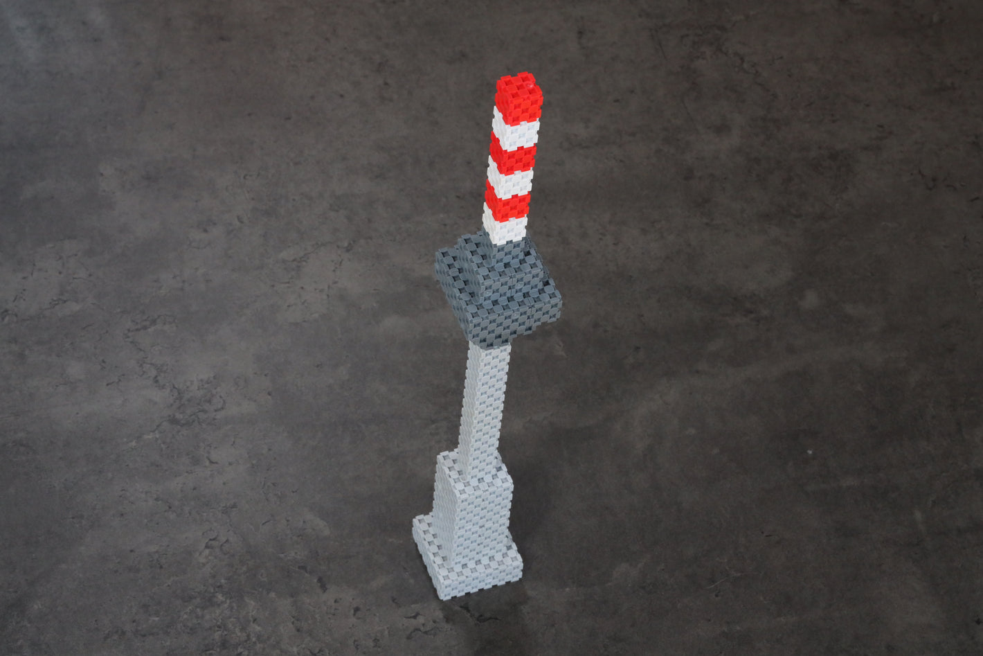 Lini cube Berlin TV Tower