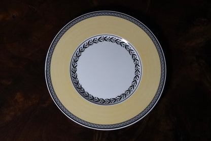 Audun Fleur bread plate