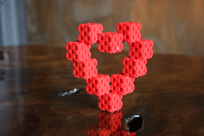 Lini cube heart