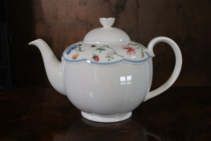 Mariposa teapot